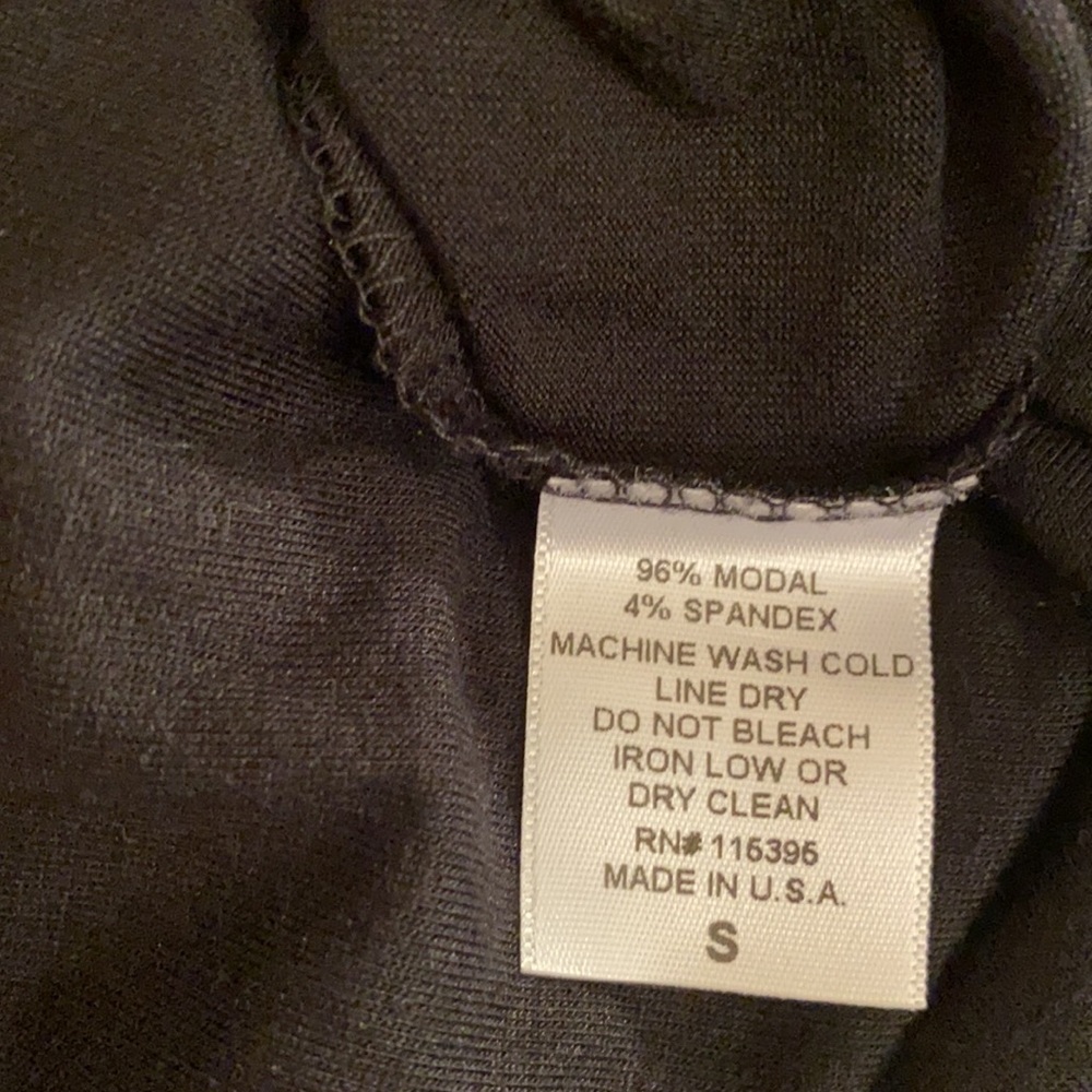 Fighting eel A-line dress with heart buttons - Picture 5 of 5